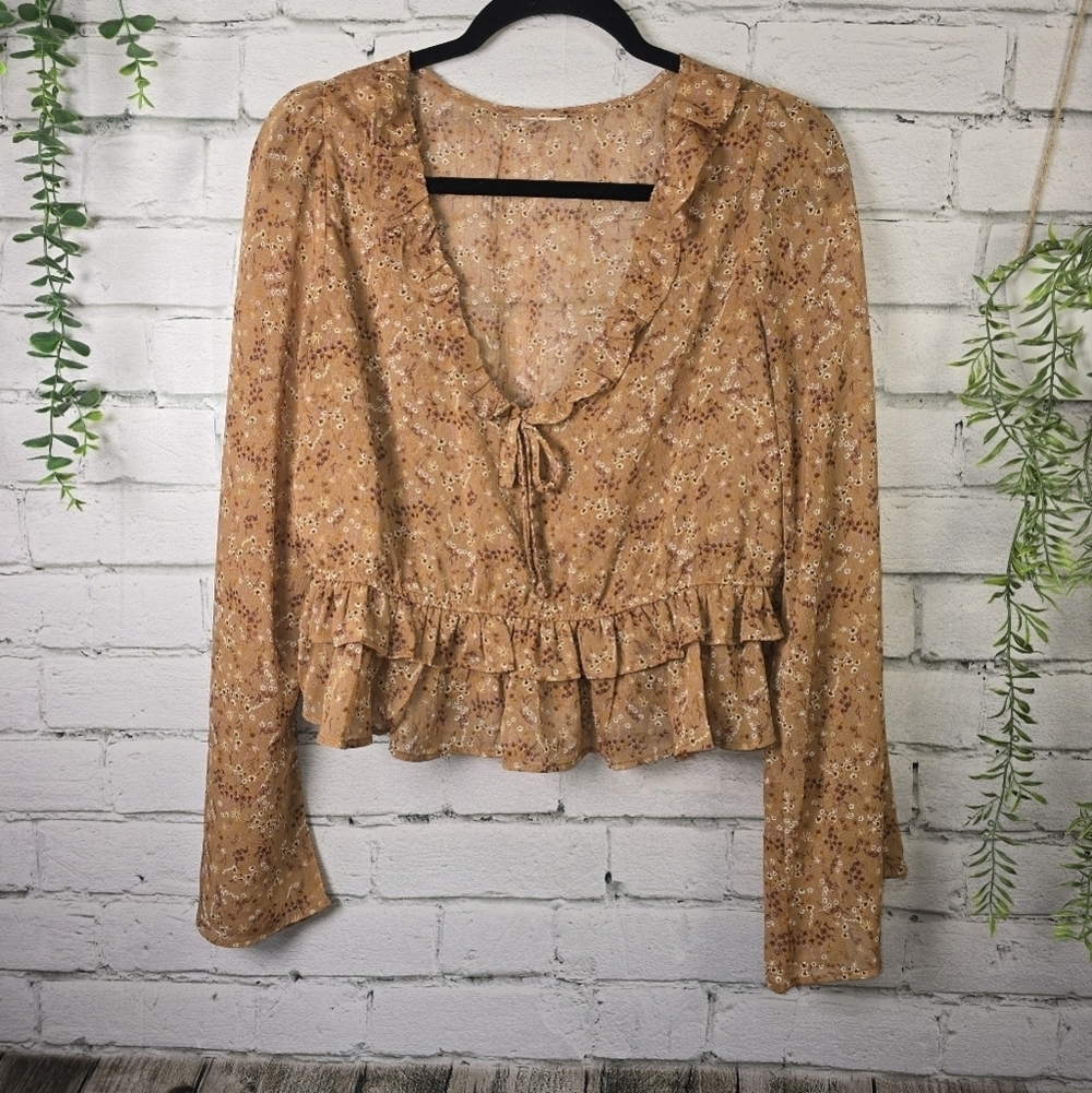 Tan Ruffled Floral Fairy Peplum Blouse with Tie Front Womens Large